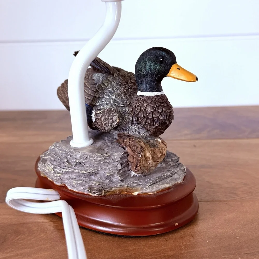 Small Duck Figure Lamp Picture Shade Works *Needs Bulb Clip* Rustic Cottagecore